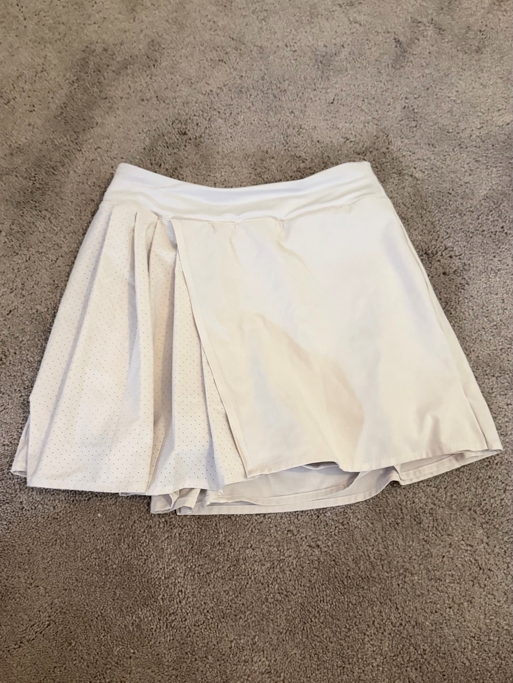 lululemon athletica Cream Asymmetrical Pleated Athletic Skort
